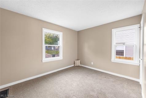 1632 Redwood Avenue Akron OH 44301