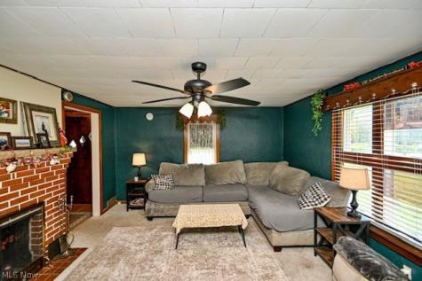 332 Gnau Avenue SW Massillon OH 44646