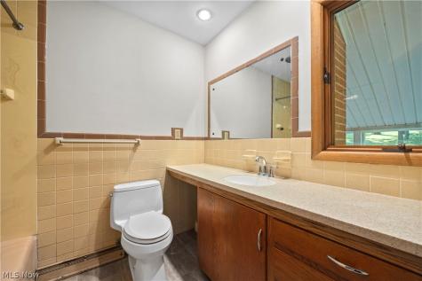 1740 Walnut Road Kent OH 44240