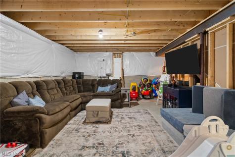 2277 Orchard Circle Ravenna OH 44266