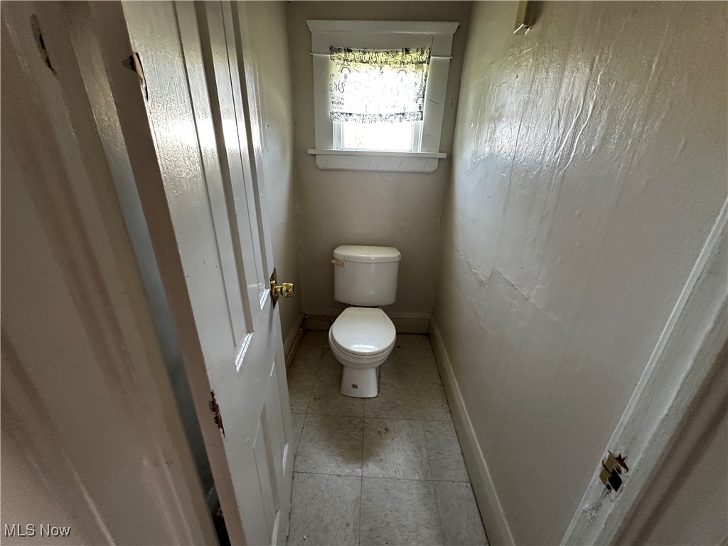 1028 E 70th Street Cleveland OH 44103