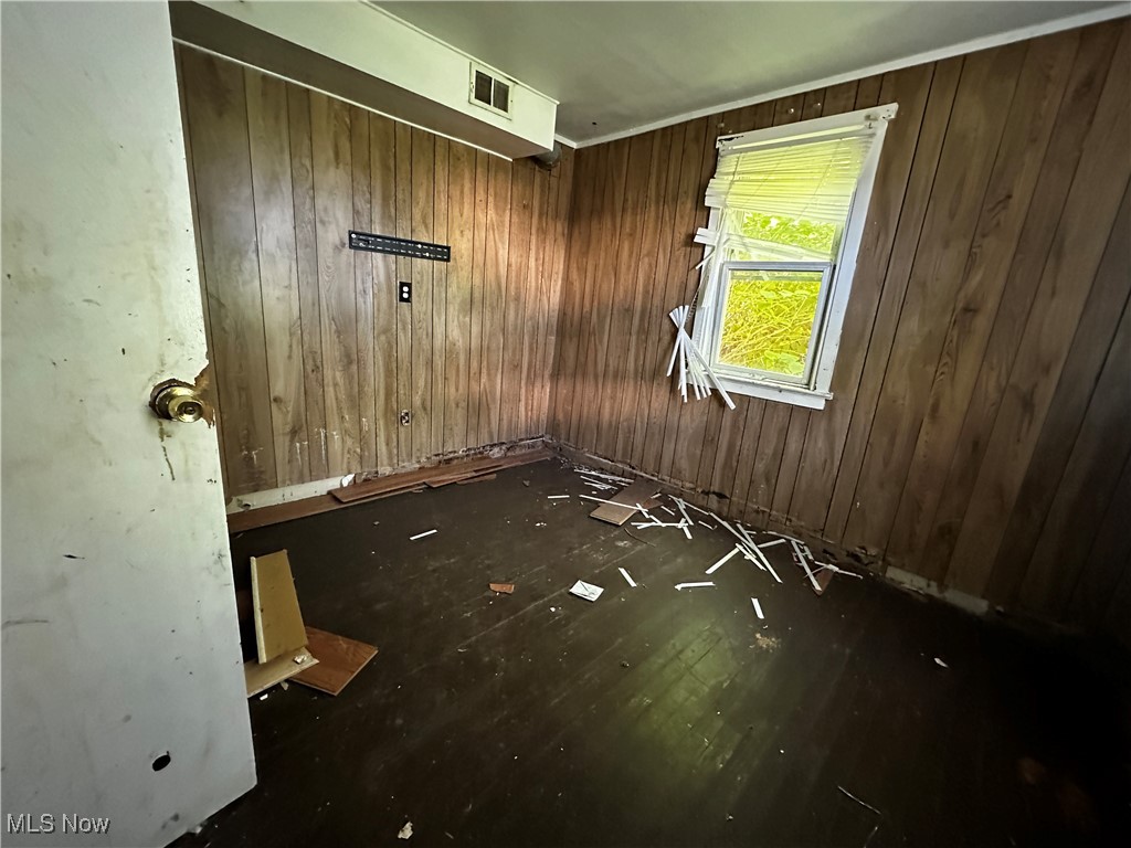 1028 E 70th Street Cleveland OH 44103