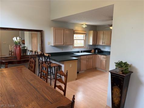 581 Thornberry Lane Brunswick OH 44212