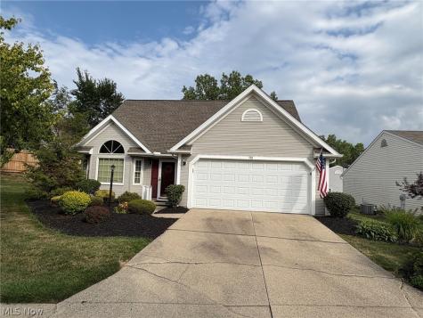 581 Thornberry Lane Brunswick OH 44212