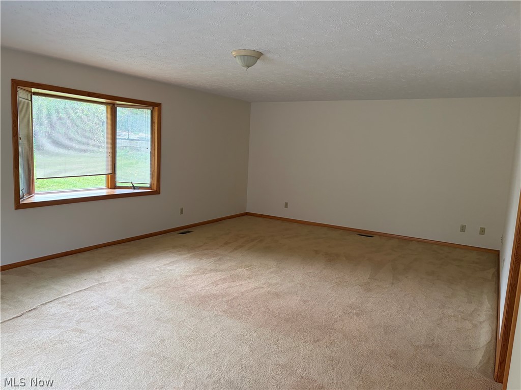 2821 Trabar Drive Willoughby Hills OH 44092