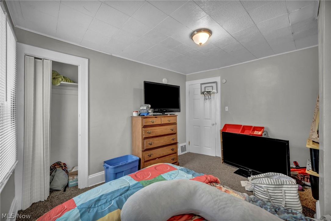 18950 Meredith Avenue Euclid OH 44119