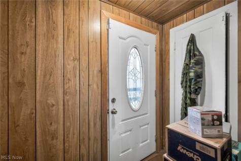 18950 Meredith Avenue Euclid OH 44119