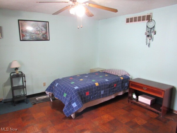 5211 Hecock Avenue Lorain OH 44055