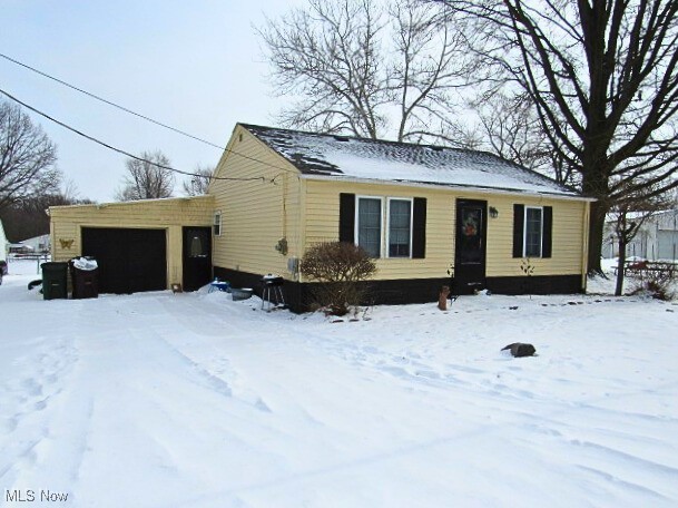 5211 Hecock Avenue Lorain OH 44055