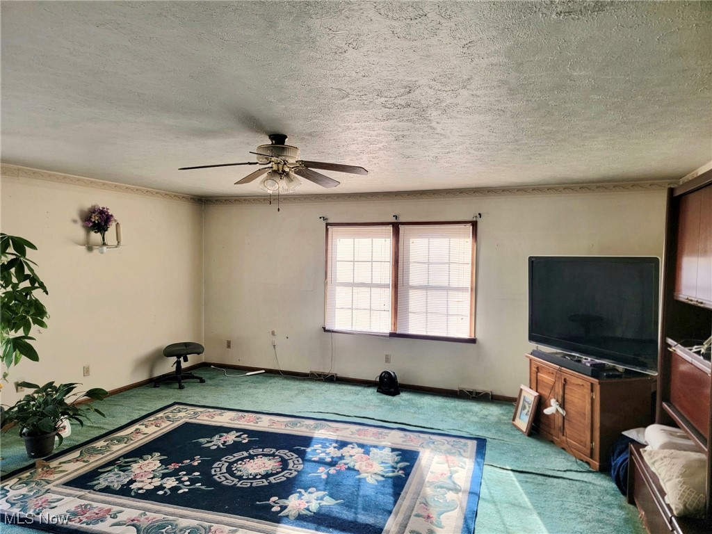 5211 Hecock Avenue Lorain OH 44055