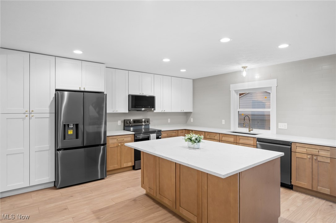 7421 Herman Avenue Cleveland OH 44102