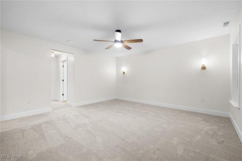 7421 Herman Avenue Cleveland OH 44102