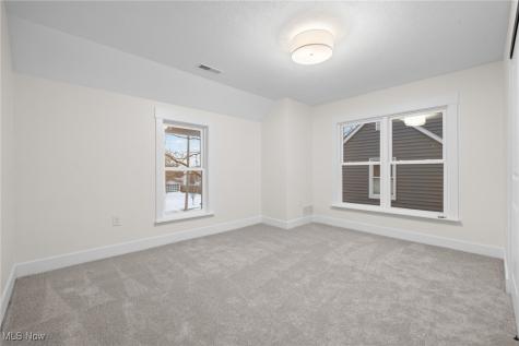 7421 Herman Avenue Cleveland OH 44102