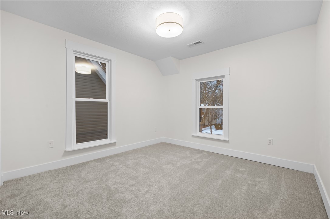 7421 Herman Avenue Cleveland OH 44102