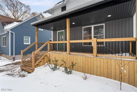 7421 Herman Avenue Cleveland OH 44102