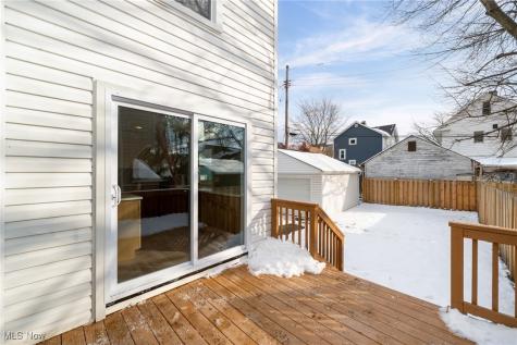 7421 Herman Avenue Cleveland OH 44102
