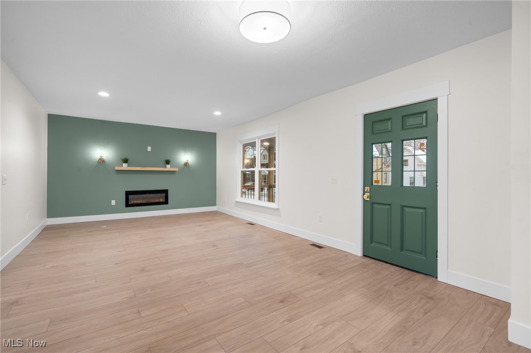 7421 Herman Avenue Cleveland OH 44102