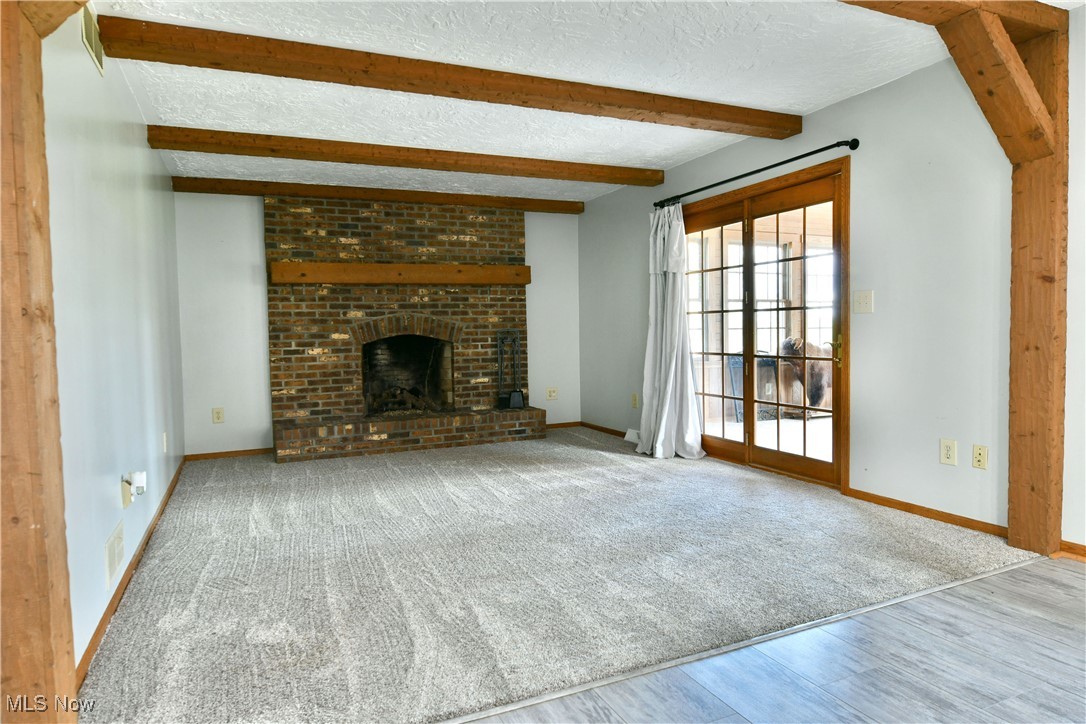 2486 Waynewood Drive NE Fowler OH 44418