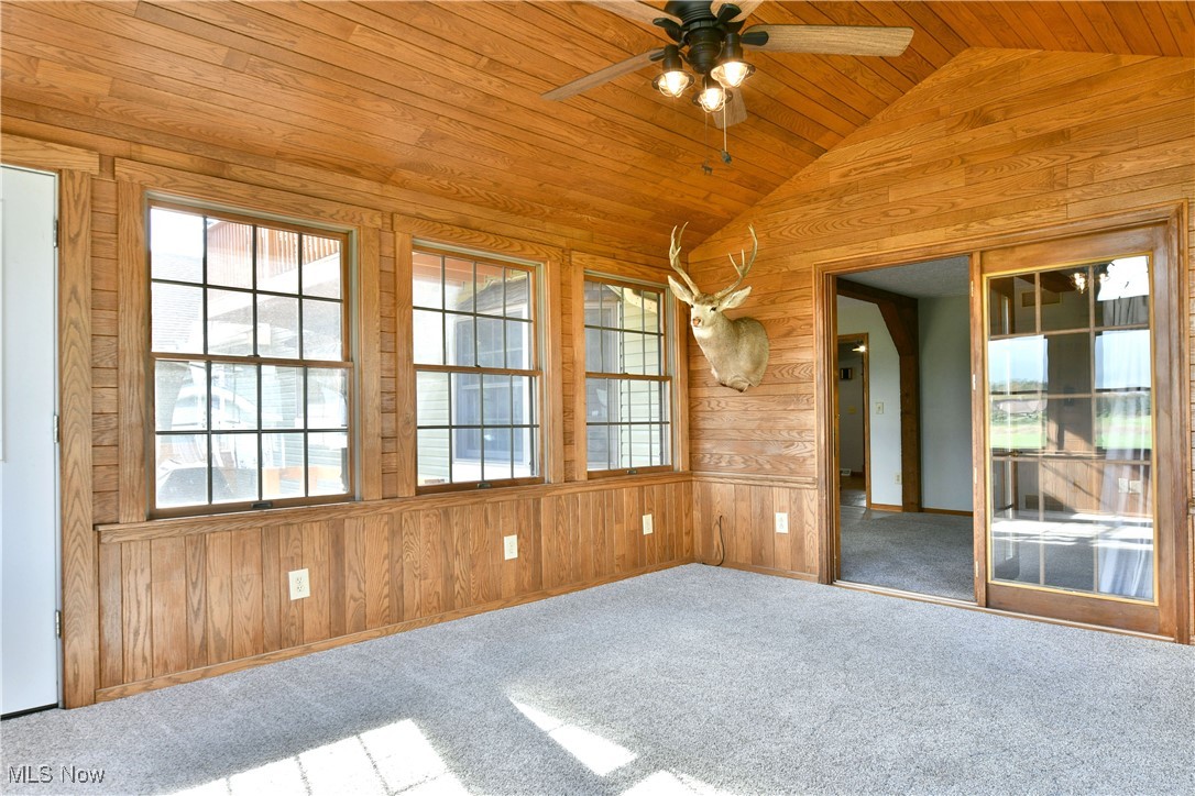 2486 Waynewood Drive NE Fowler OH 44418