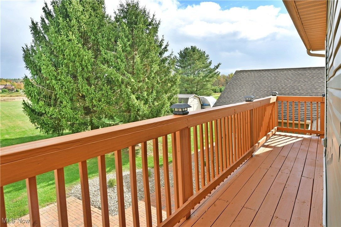 2486 Waynewood Drive NE Fowler OH 44418