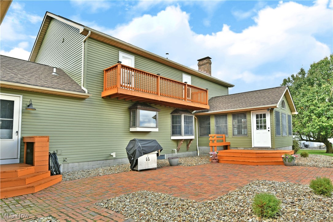 2486 Waynewood Drive NE Fowler OH 44418