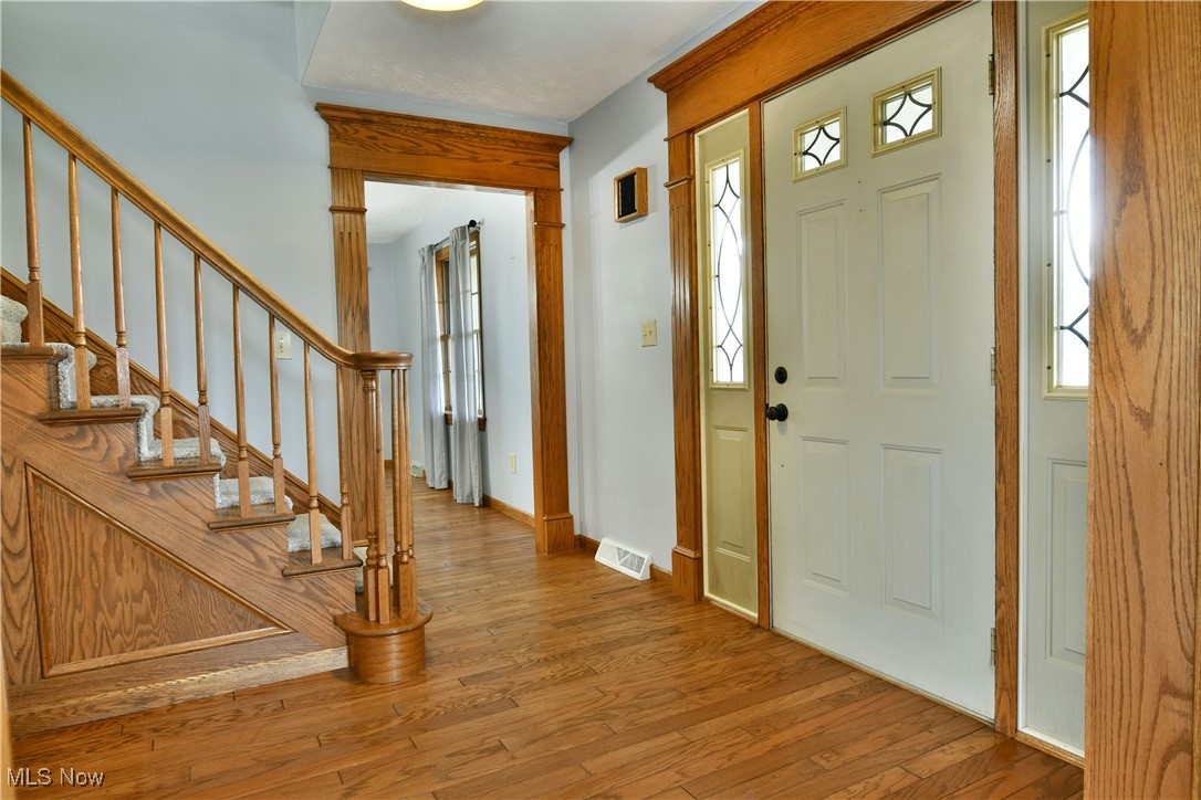 2486 Waynewood Drive NE Fowler OH 44418