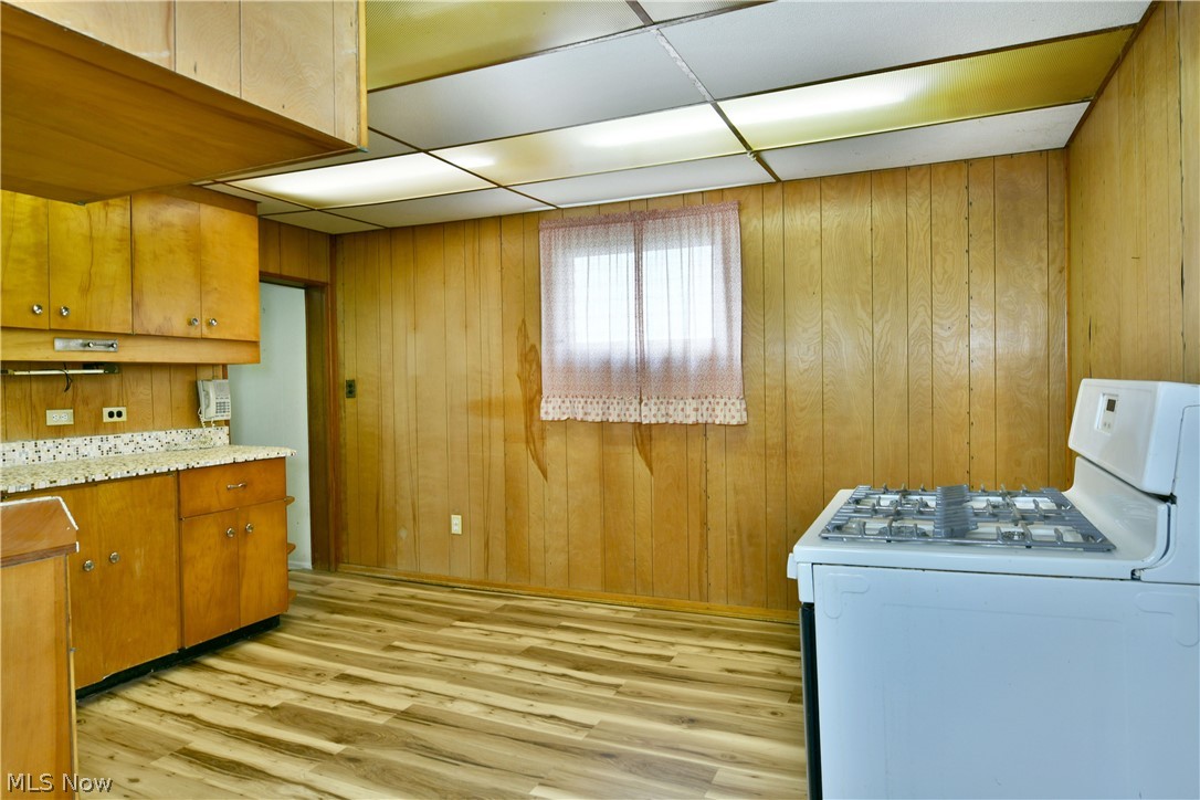 794 N Stateline Road Masury OH 44438
