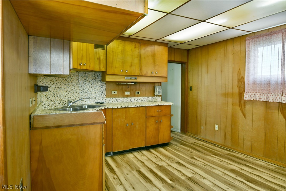 794 N Stateline Road Masury OH 44438
