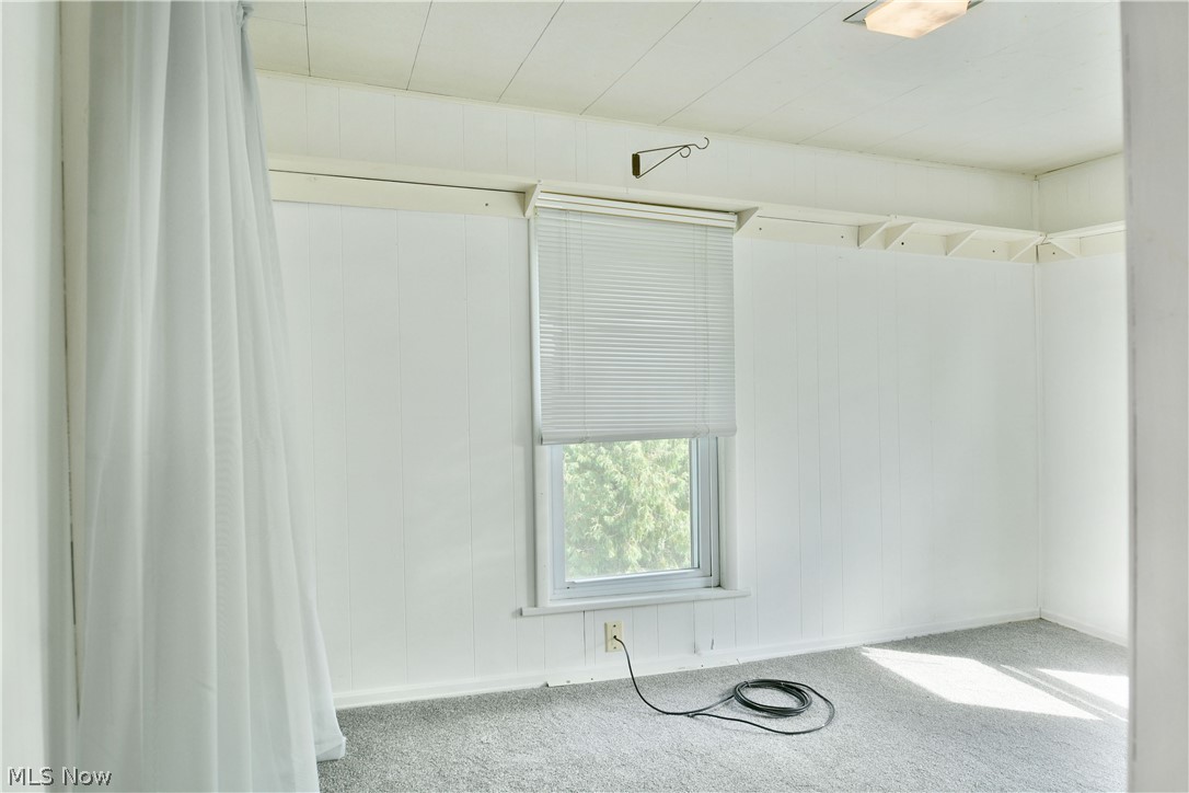 794 N Stateline Road Masury OH 44438