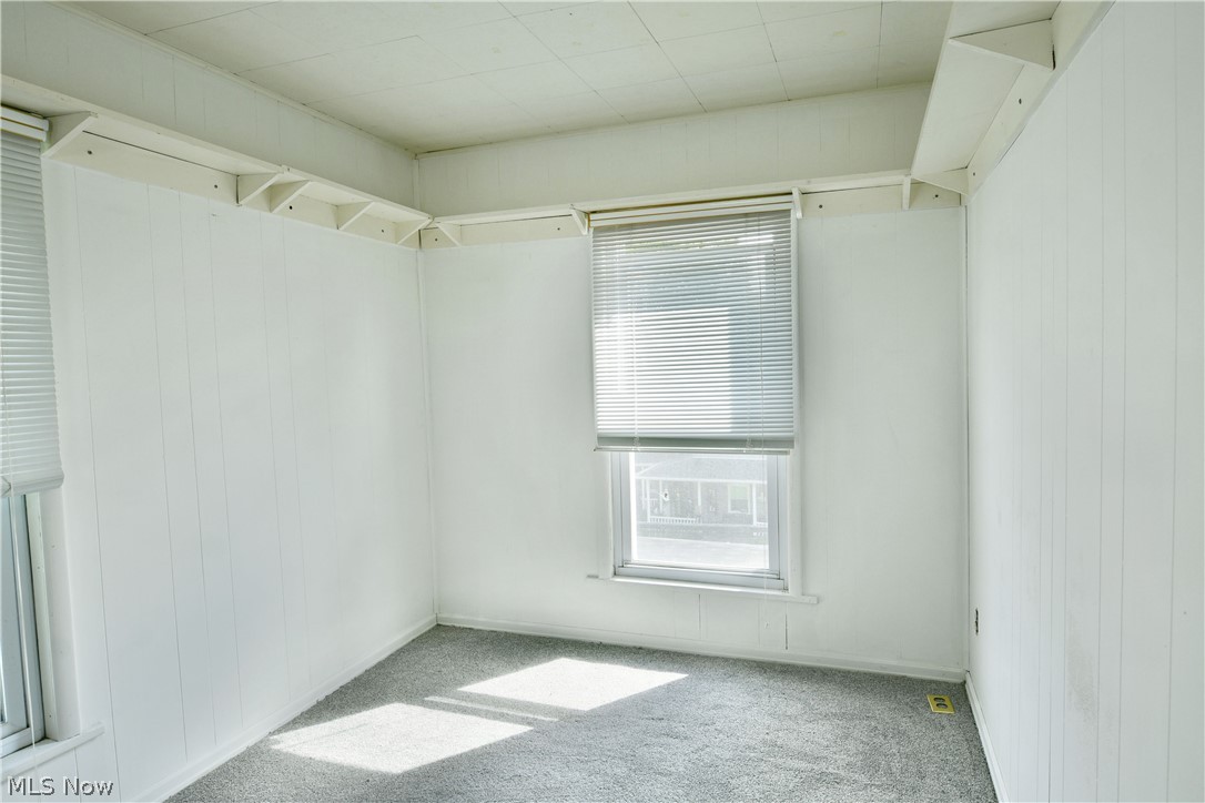 794 N Stateline Road Masury OH 44438