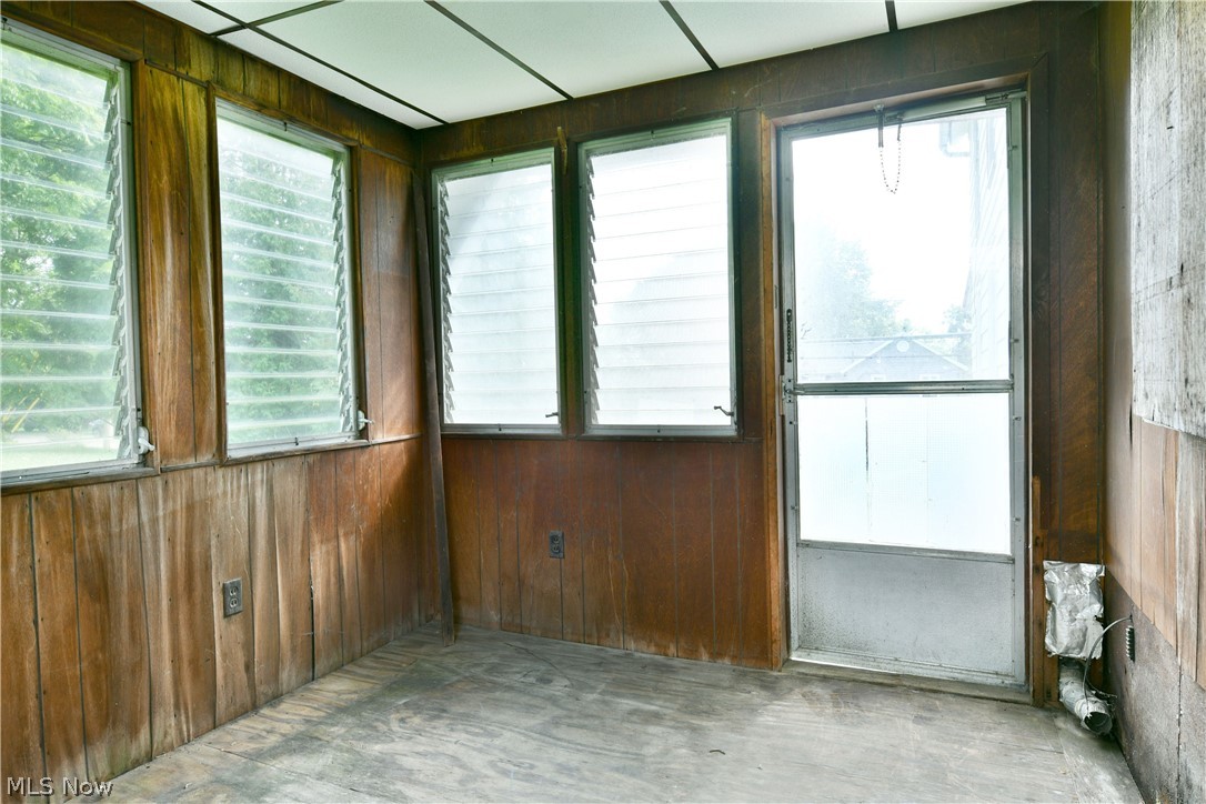 794 N Stateline Road Masury OH 44438