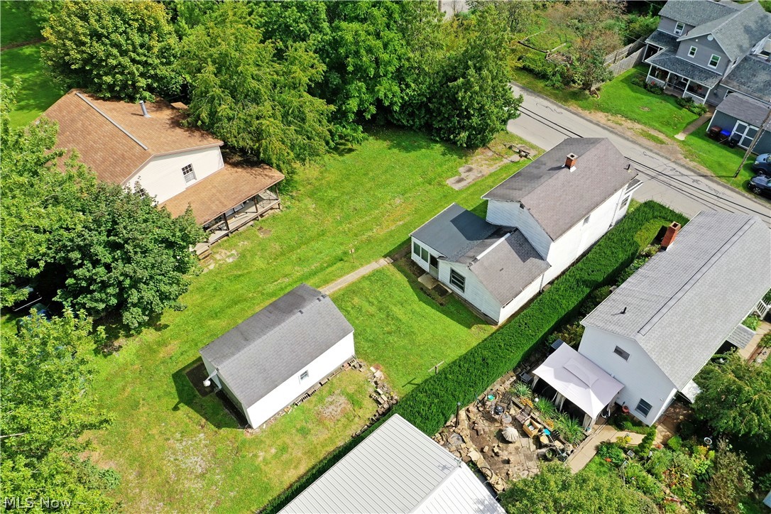 794 N Stateline Road Masury OH 44438