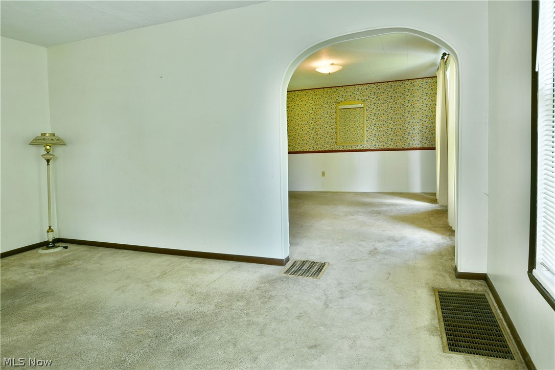 794 N Stateline Road Masury OH 44438