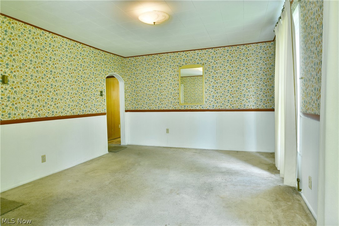 794 N Stateline Road Masury OH 44438