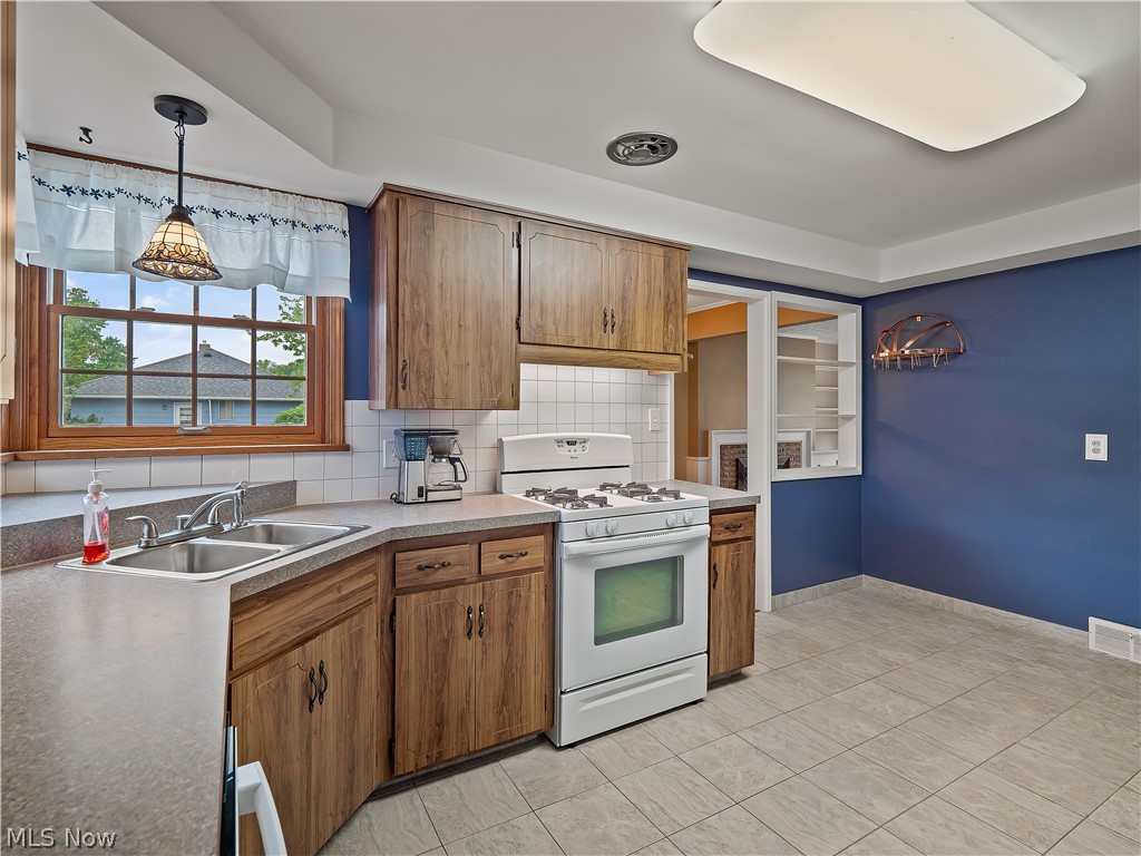 7393 Nethersole Drive Middleburg Heights OH 44130