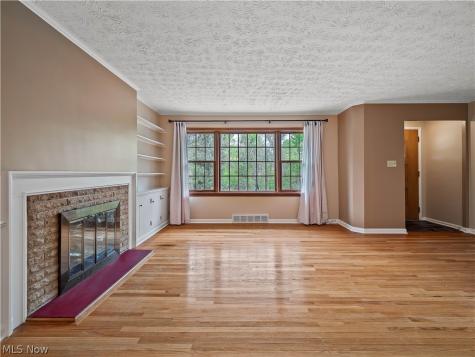 7393 Nethersole Drive Middleburg Heights OH 44130
