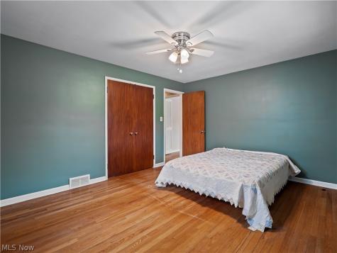7393 Nethersole Drive Middleburg Heights OH 44130