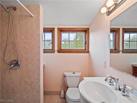 7393 Nethersole Drive Middleburg Heights OH 44130