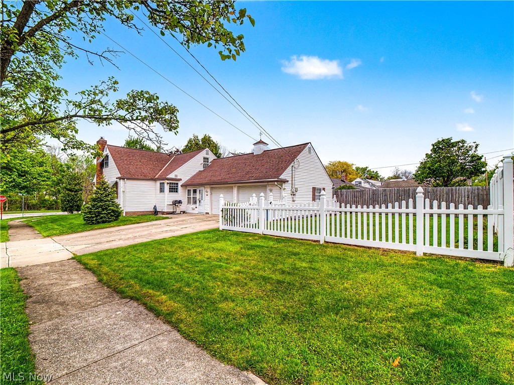 7393 Nethersole Drive Middleburg Heights OH 44130