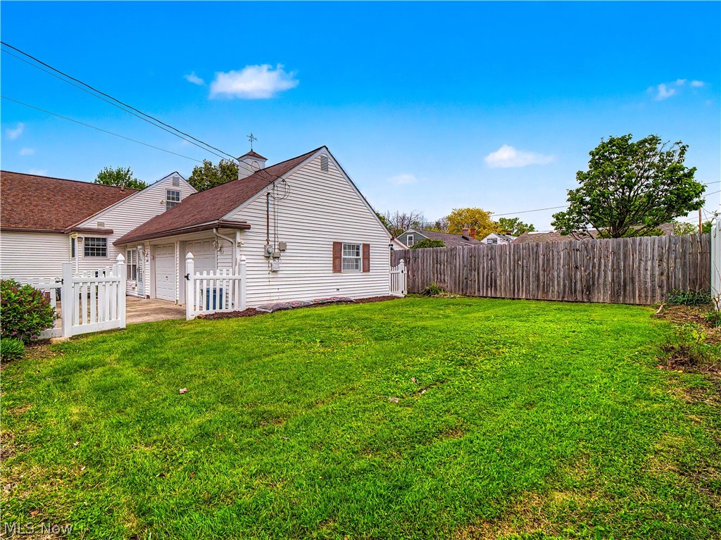 7393 Nethersole Drive Middleburg Heights OH 44130