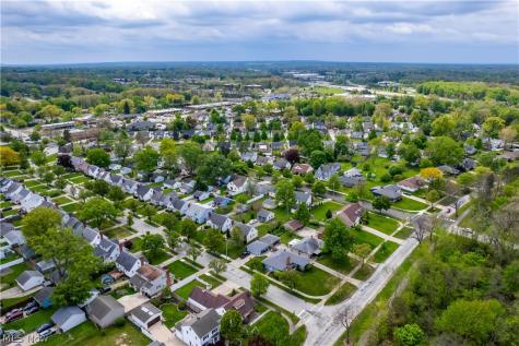 7393 Nethersole Drive Middleburg Heights OH 44130