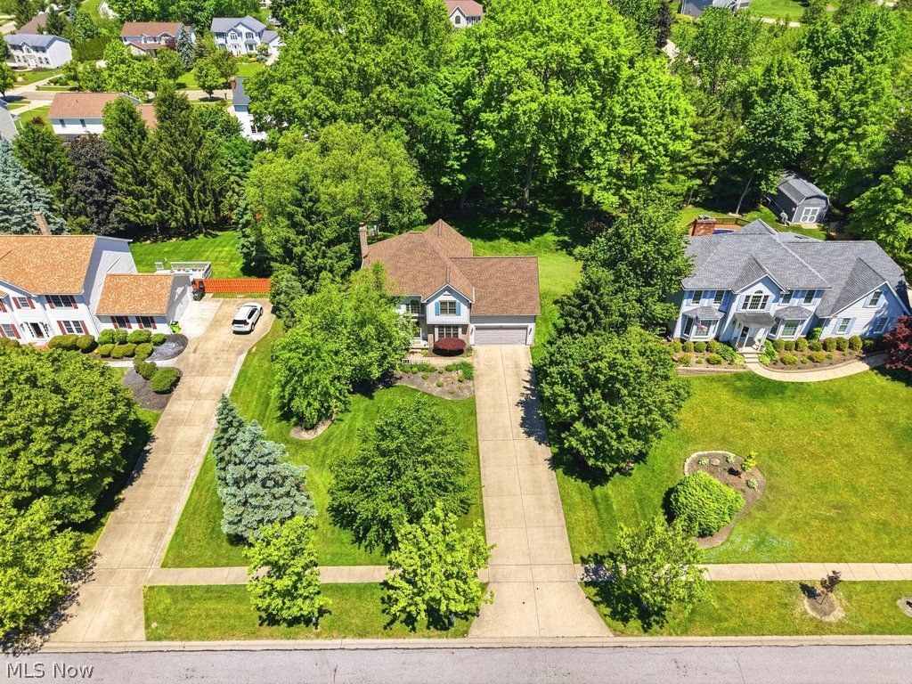 1287 Red Bush Lane Macedonia OH 44056