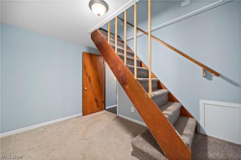 2886 Grant Street Lorain OH 44052