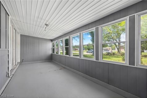 2886 Grant Street Lorain OH 44052