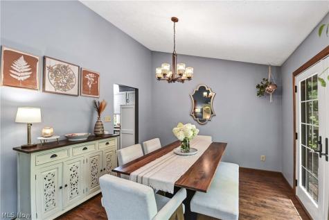 14855 Hartford Trail Strongsville OH 44136