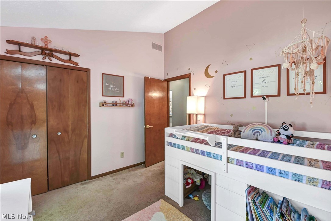 14855 Hartford Trail Strongsville OH 44136