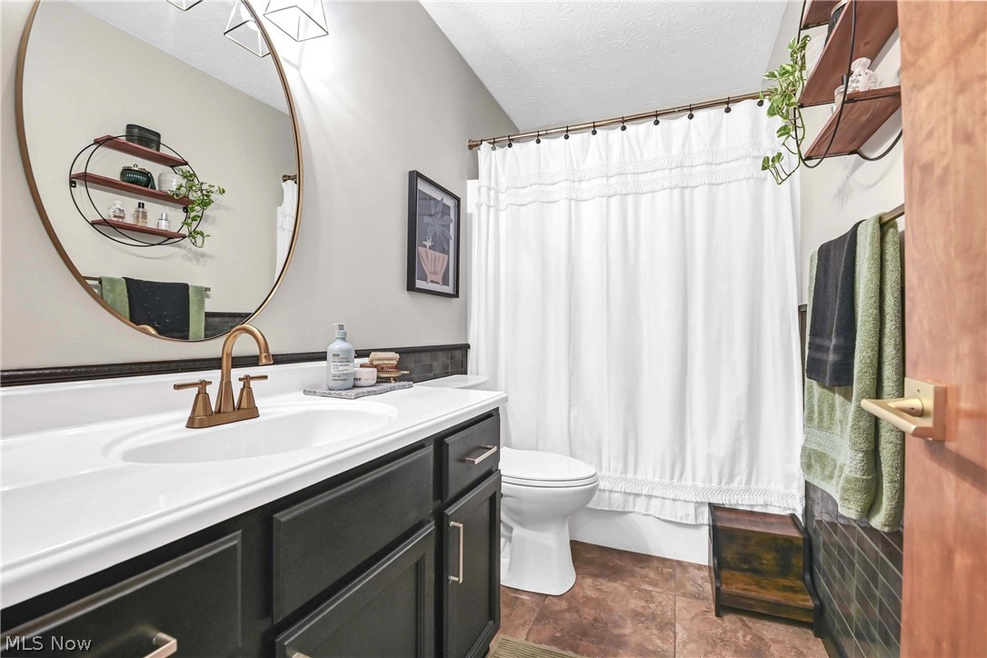 14855 Hartford Trail Strongsville OH 44136