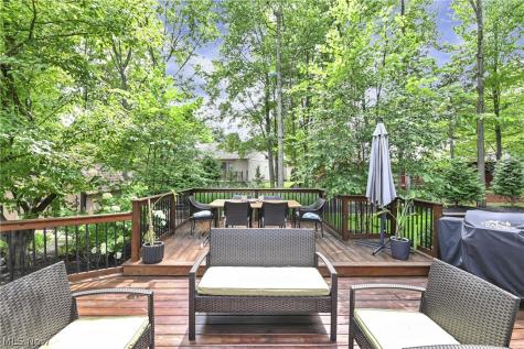 14855 Hartford Trail Strongsville OH 44136