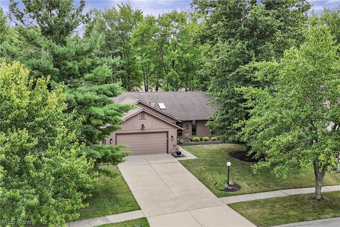 14855 Hartford Trail Strongsville OH 44136