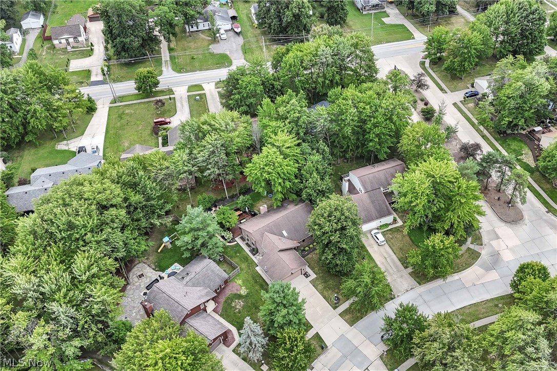 14855 Hartford Trail Strongsville OH 44136